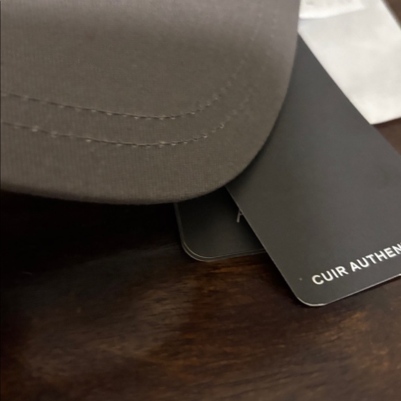 Armani Exchange Charcoal Cap - Picture 8 of 8